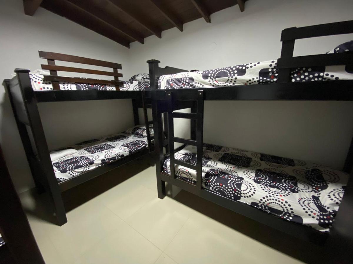 Apartamentos Excelente Ubicacion Медельин Экстерьер фото
